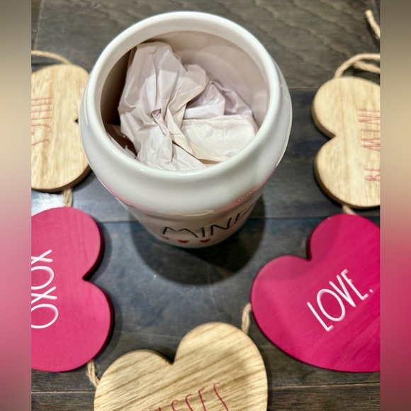 Rae Dunn Valentine Themed Ceramic Kitchen Storage Canister with Lid & Banner - Picture 6 of 7
